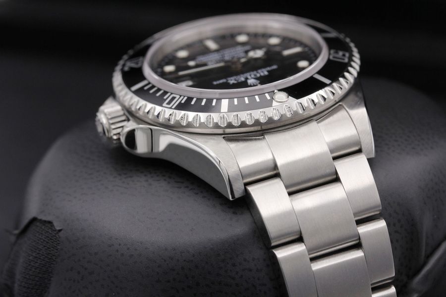 Rolex Sea-Dweller 16600